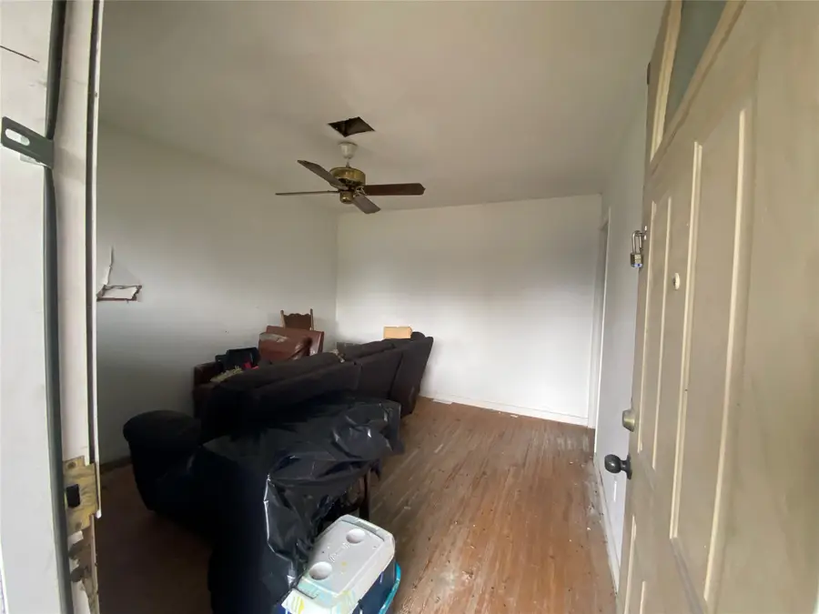 14947 Colville St, Channelview, TX 77530 - Image #2