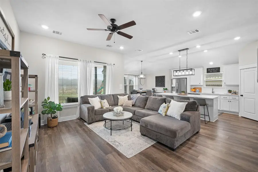 221 Brazos Bend, Snook, TX 77879 - Image #3