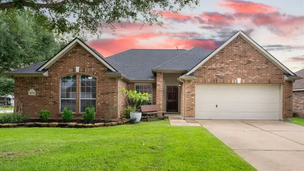 38318 E Sulphur Creek Drive, Magnolia, TX 77355