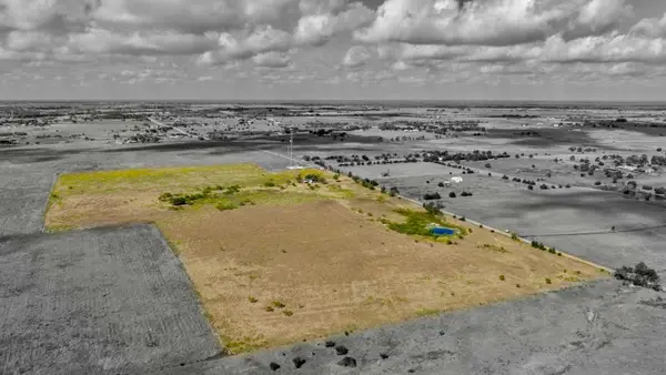 624 Berger Road, Schulenburg, TX 78945