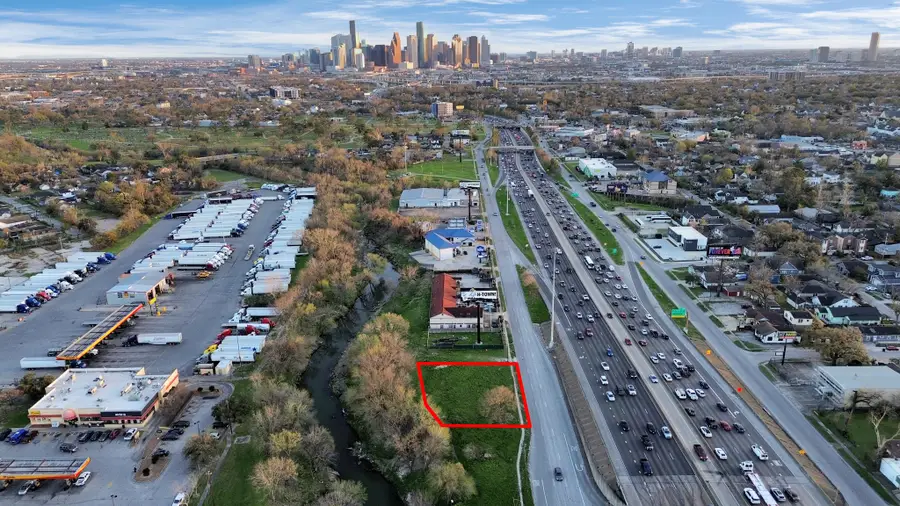 2636 North Freeway, Houston, TX 77009 - #2