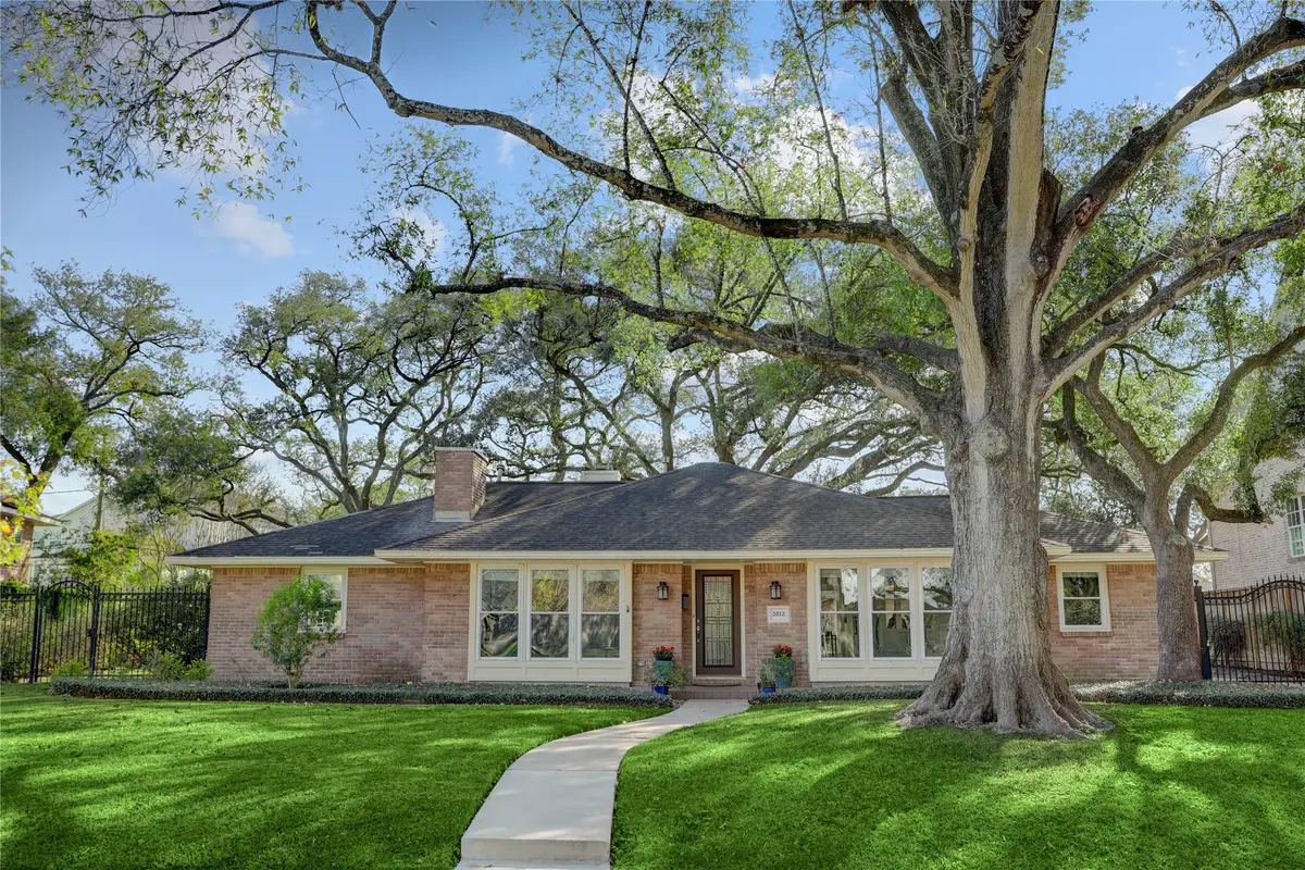 3813 Linkview Drive, Houston, TX 77025 - Image #1