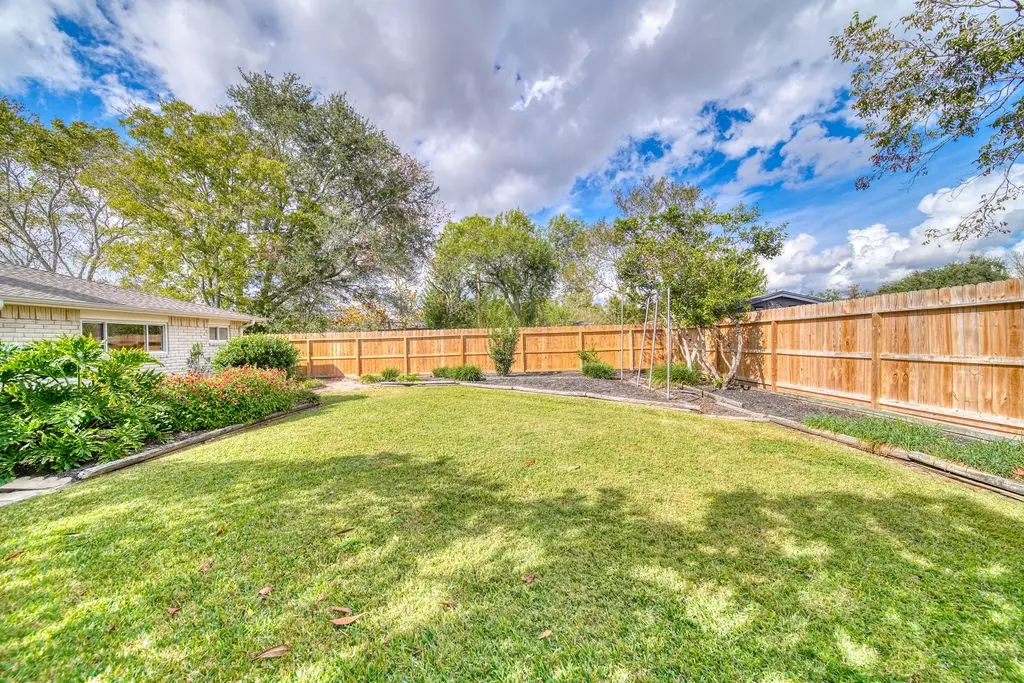 16327 Blackhawk Boulevard, Friendswood, TX 77546 - Image #1