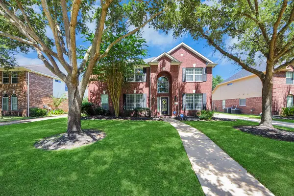 1810 Blue Water Bay Drive, Katy, TX 77494
