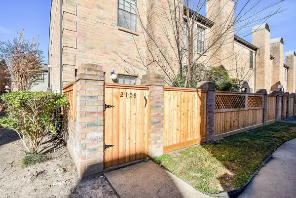 9800 Pagewood Lane #2108, Houston, TX 77042
