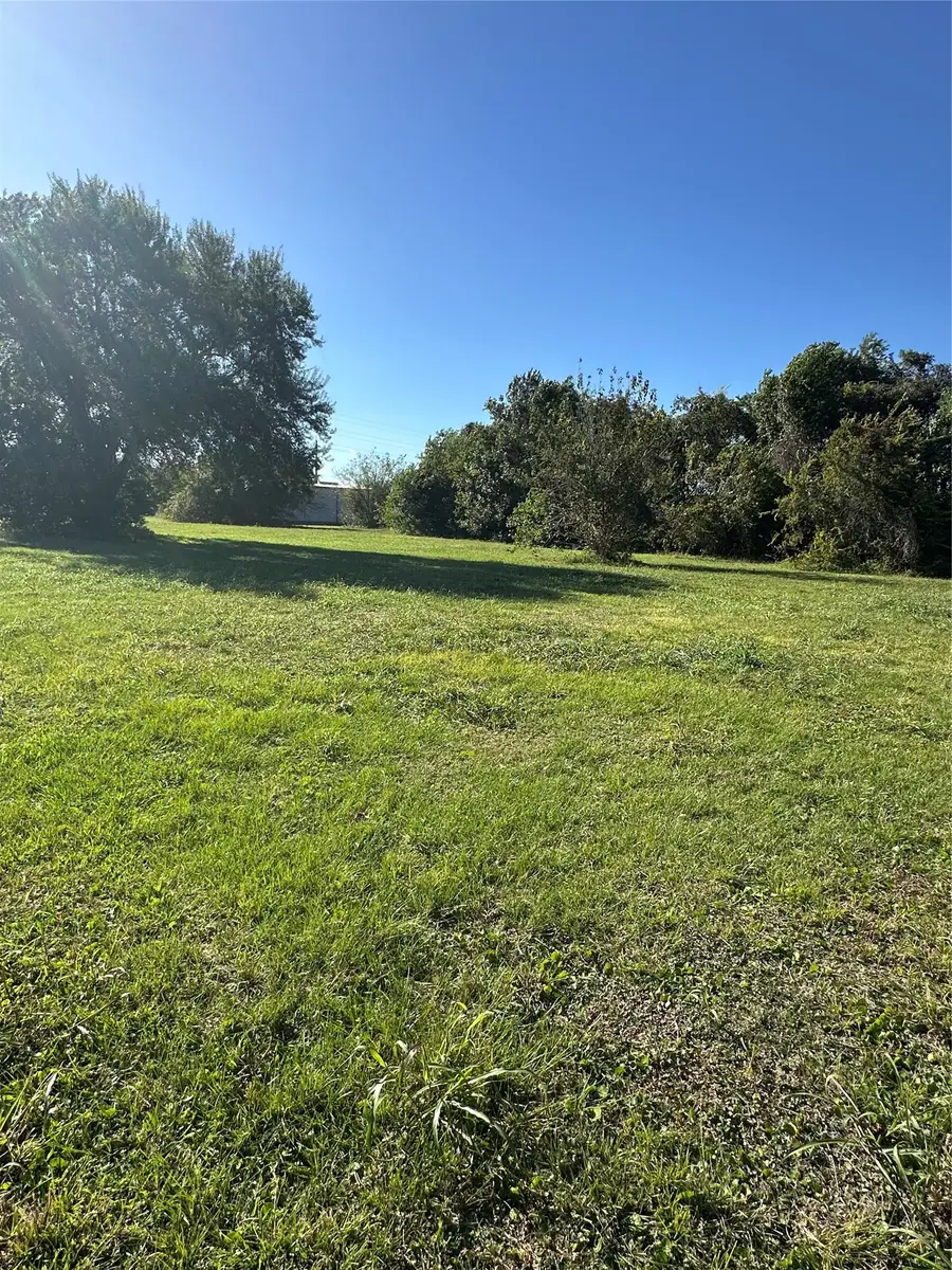 000 Yupon, La Marque, TX 77568 - #2