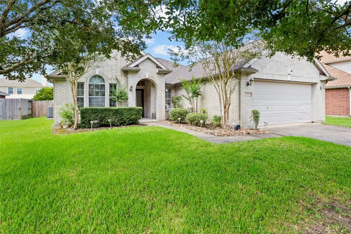 2117 Laughing Gull Lane, League City, TX 77573 - #1