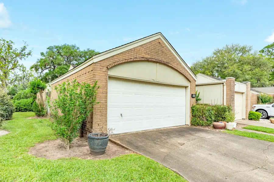 1808 Veranda Drive, West Columbia, TX 77486 - #3