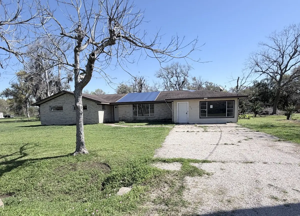 419 Lee Avenue, Jones Creek, TX 77541 - #1