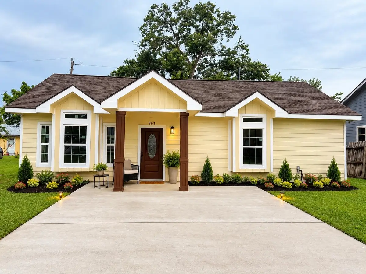 903 Harris Avenue, Pasadena, TX 77506 - #1