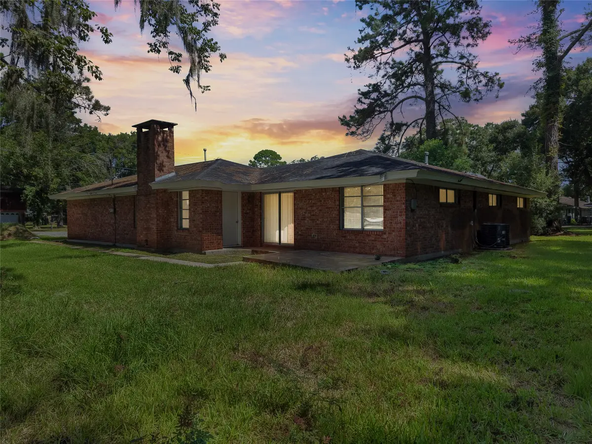 1102 Avenue C, Sweeny, TX 77480 - #1