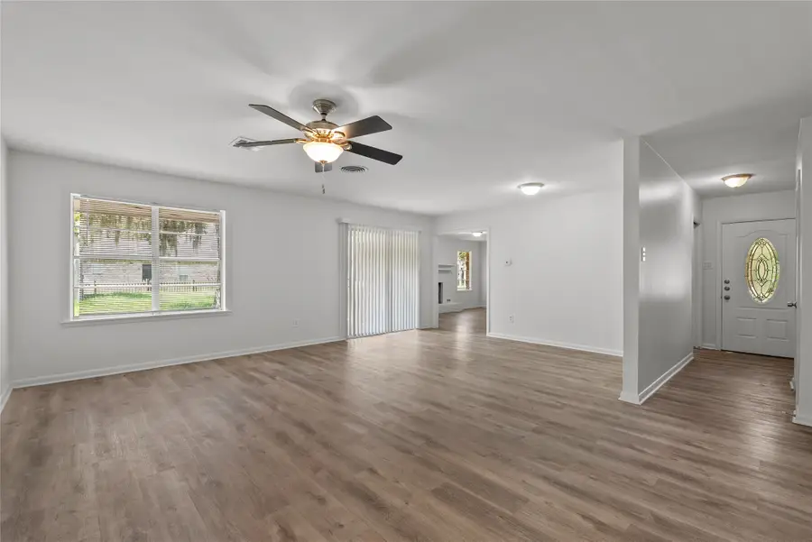 1102 Avenue C, Sweeny, TX 77480 - #3