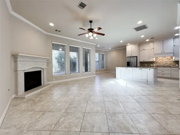 23 Jonquil Place, Tomball, TX 77375