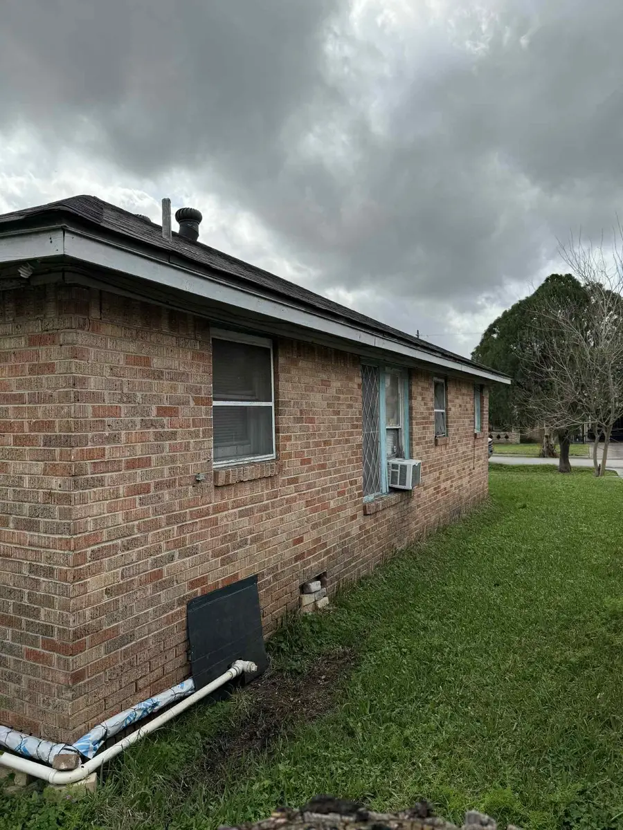 7351 Walker Street, Houston, TX 77011 - Image #3