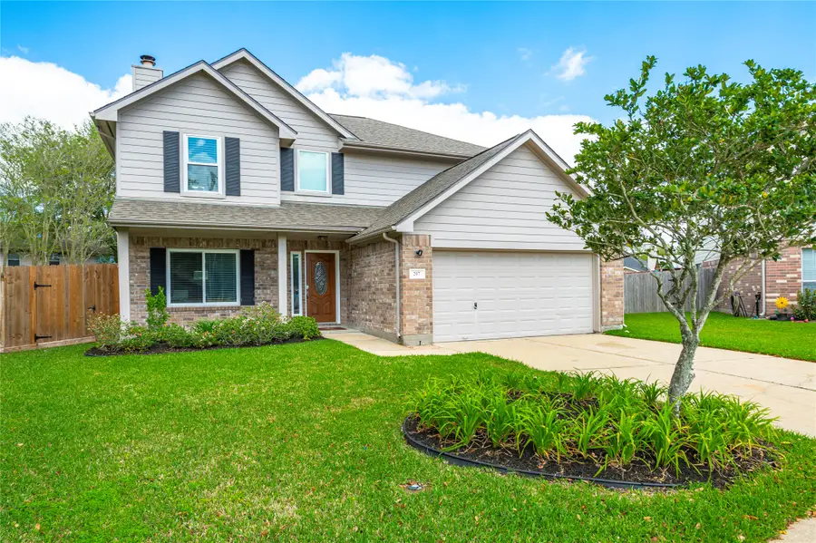 207 Fox Springs Court, Dickinson, TX 77539 - #2