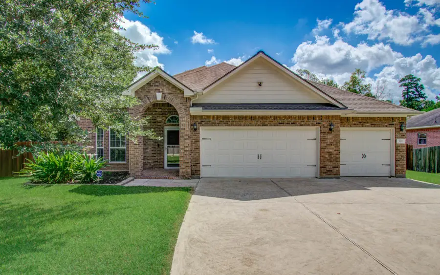 906 Wiley Drive, Magnolia, TX 77354 - Image #2