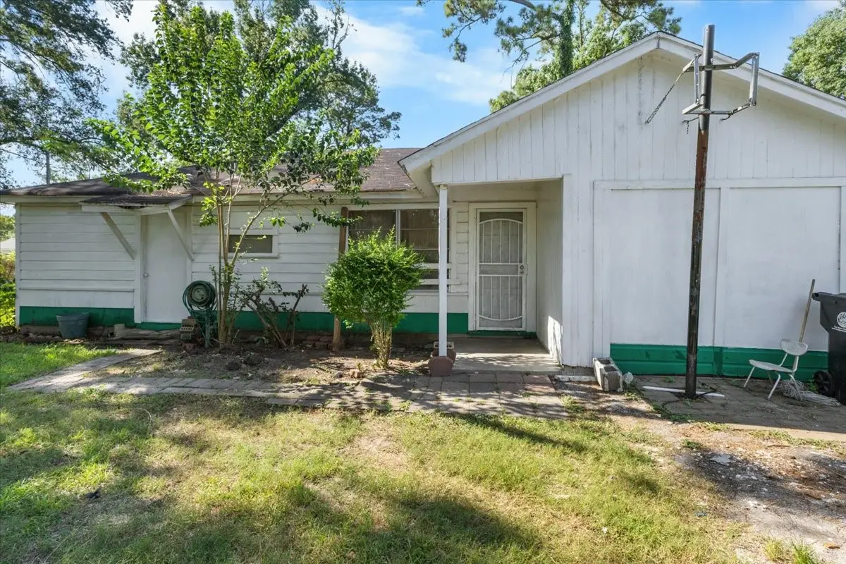 8002 Woodlyn Road, Houston, TX 77028 - #1