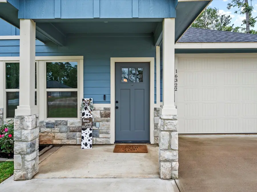 16322 Crockett Martin Estates Drive, Conroe, TX 77306 - Image #2