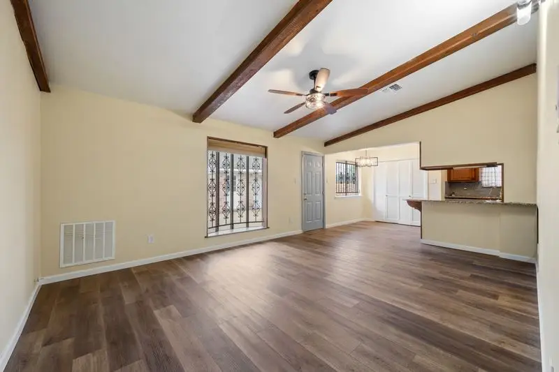 4910 Teton Street, Houston, TX 77033 - #3