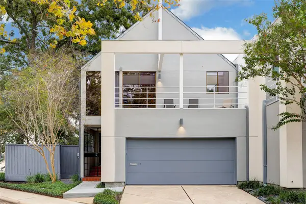 16 Boulevard Green, Bellaire, TX 77401