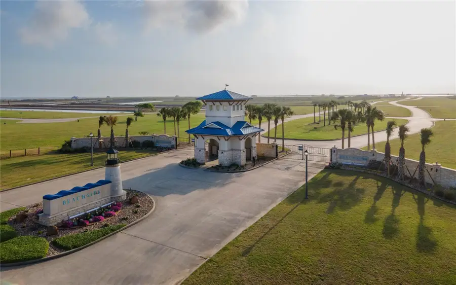 3007 Peninsula Point Drive, Palacios, TX 77465 - #2