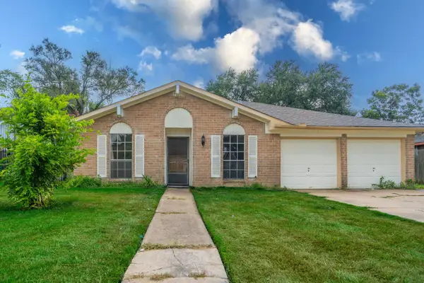 11919 Barrett Brae Drive, Houston, TX 77072
