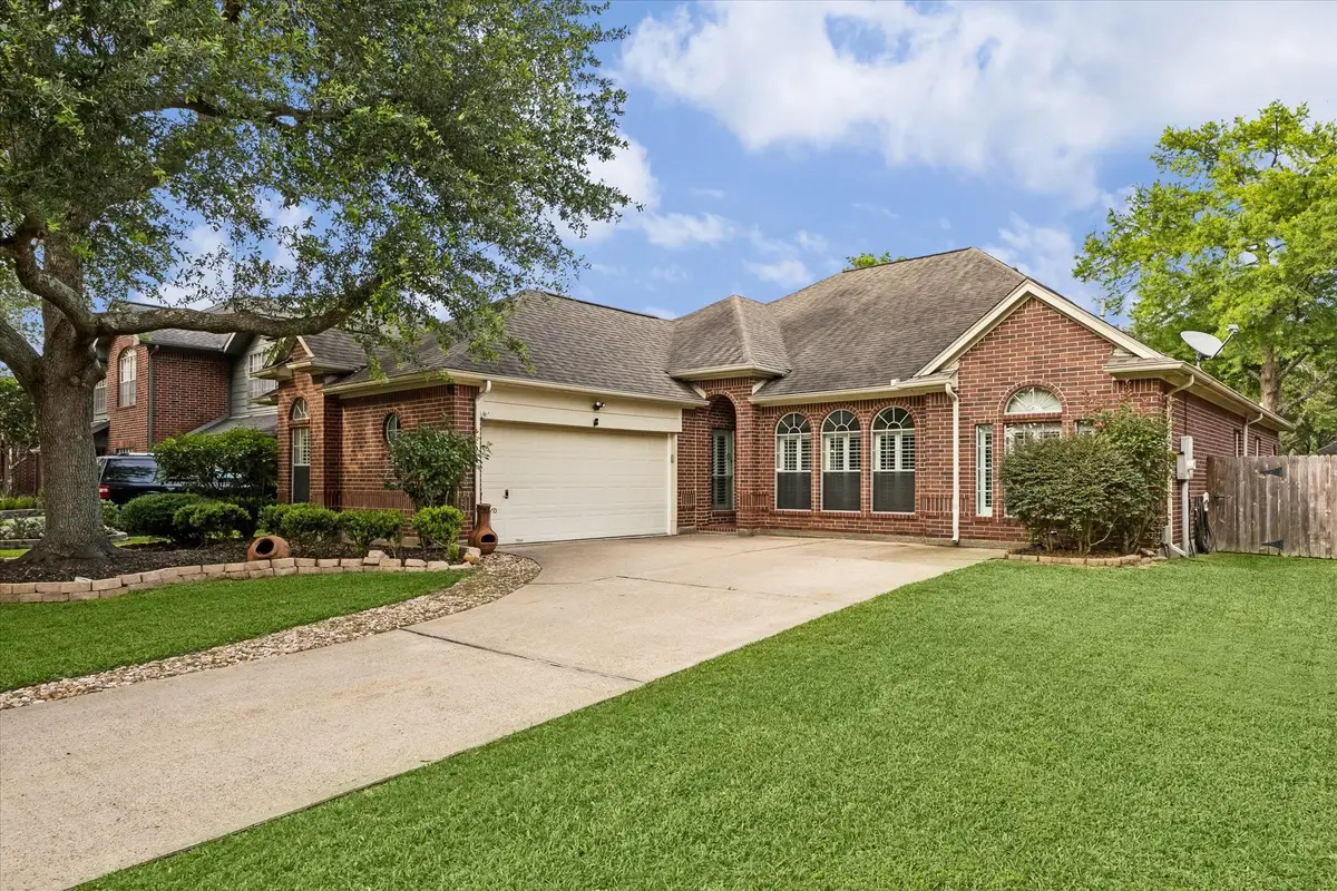 314 Bay Spring Drive, League City, TX 77573 - #1