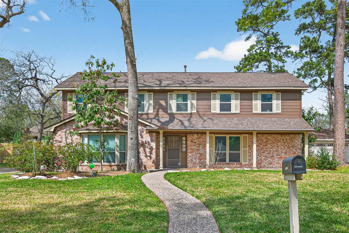 5918 Lodge Creek Drive, Houston, TX 77066 - #1