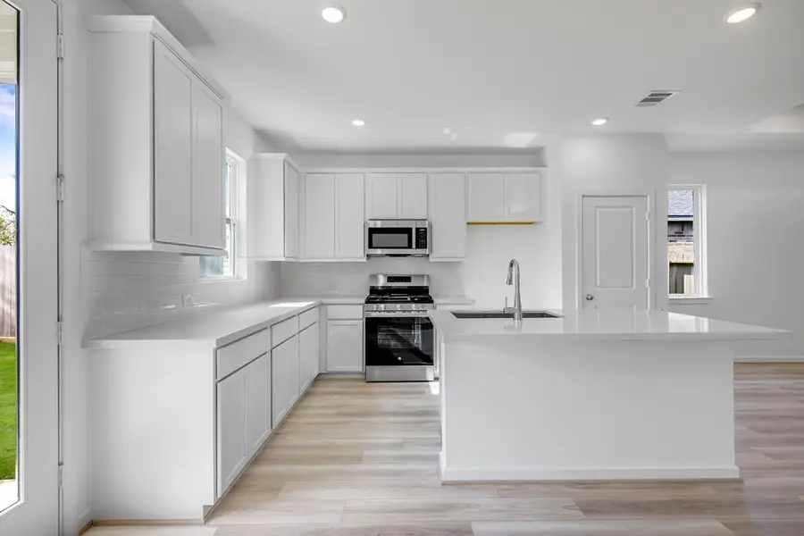 1118 Mattinson Rae Court, Tomball, TX 77375 - Image #3