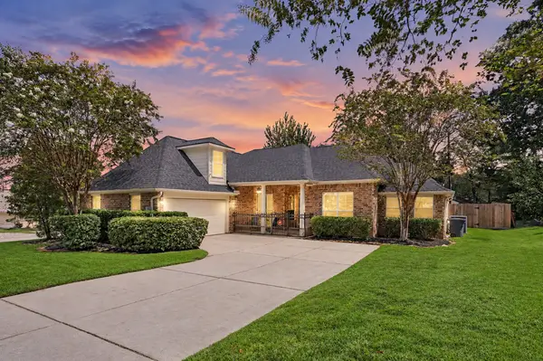 101 Woodmont Drive, Conroe, TX 77356