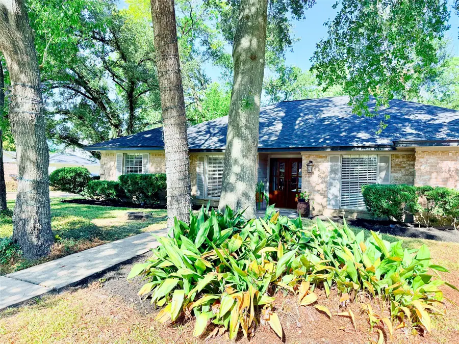 7146 Bayou Forest Drive, Houston, TX 77088 - Image #2