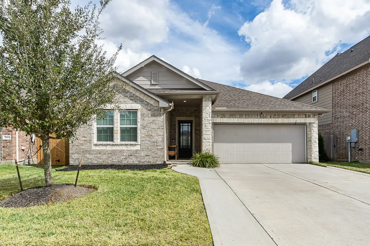 1842 Kenley Way, Alvin, TX 77511 - Image #1