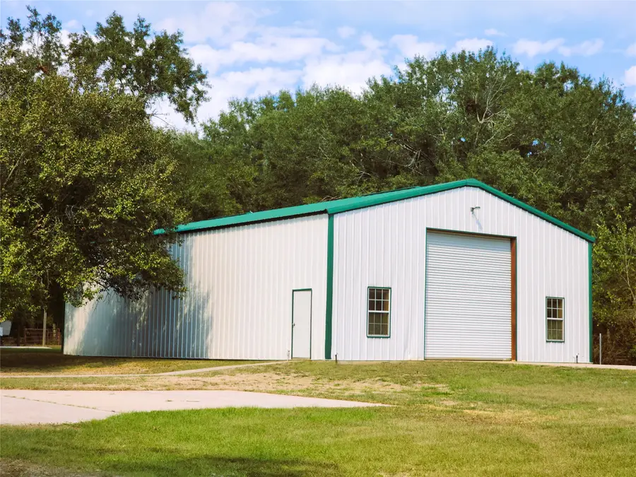 557 Fm 2693 Road E, New Waverly, TX 77358 - #2
