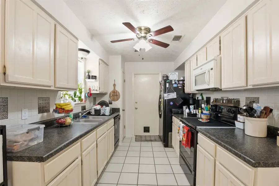 6630 Harpers Drive, Richmond, TX 77469 - Image #3