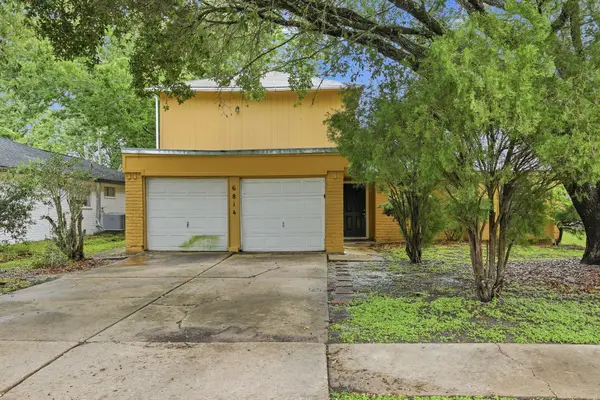 6814 Indian Falls Drive, Houston, TX 77489