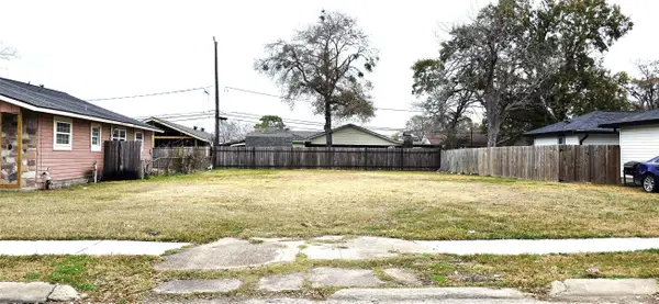2711 Norman Street, Pasadena, TX 77506