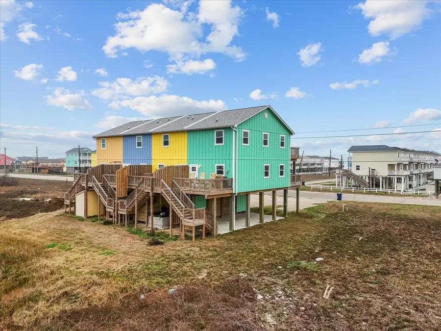 913 Blue Water Highway, Surfside Beach, TX 77541 - Image #3
