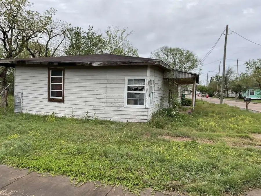 1208 W 10th Street #1212, Freeport, TX 77541 - Image #2