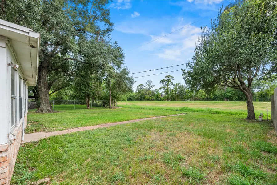 7319 Tall Pines Drive, Houston, TX 77088 - #3
