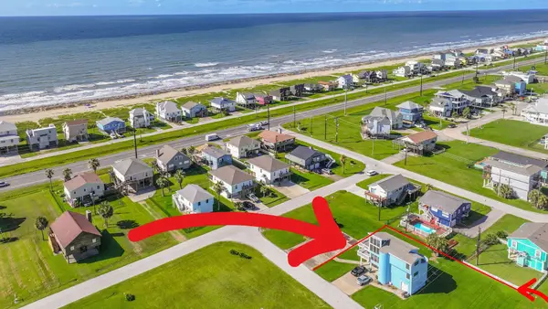 4224 Fort Bend Drive, Galveston, TX 77554