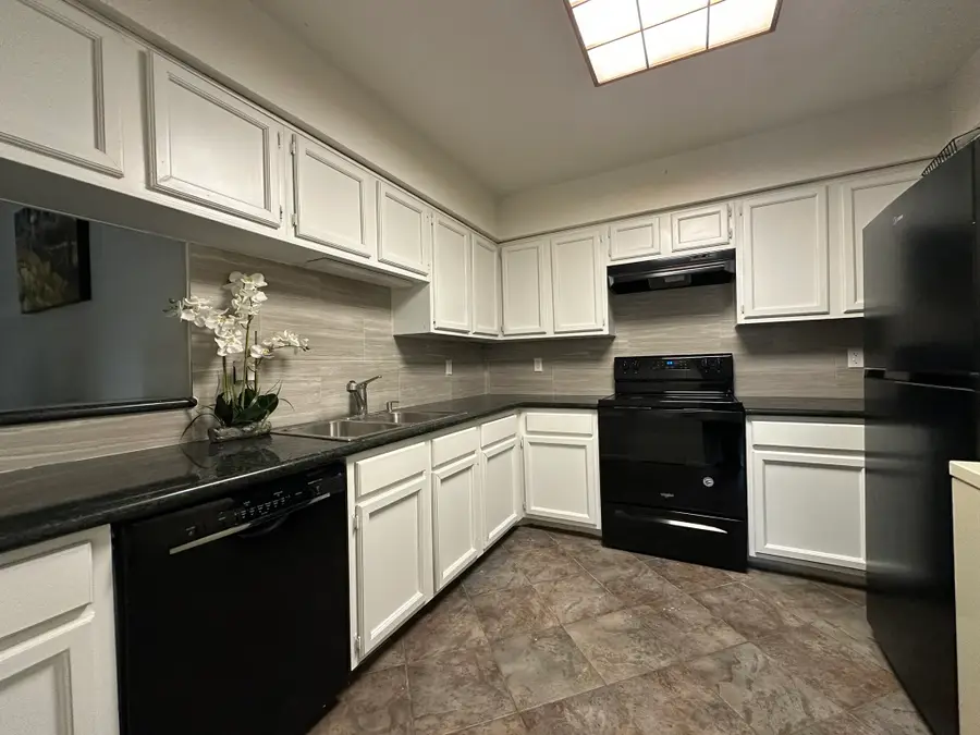 8100 Cambridge Street #30, Houston, TX 77054 - #2