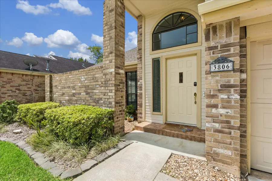 3806 Crystal Falls Drive, Missouri City, TX 77459 - #2