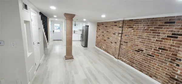 12 Hyde Park Blvd #7, Houston, TX 77006
