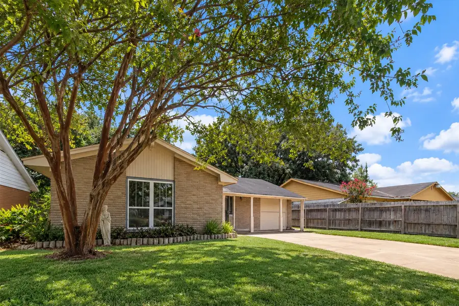 3719 Heatherbrook Drive, Houston, TX 77045 - #3