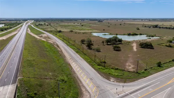 18804 Zac Lentz Parkway, Victoria, TX 77905