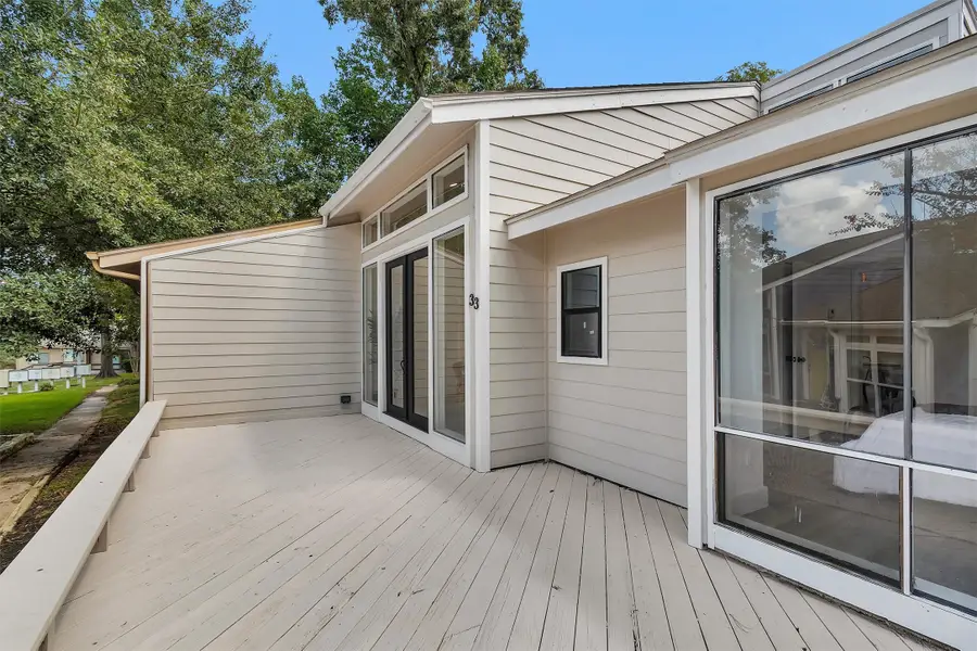 33 April Village, Montgomery, TX 77356 - #2