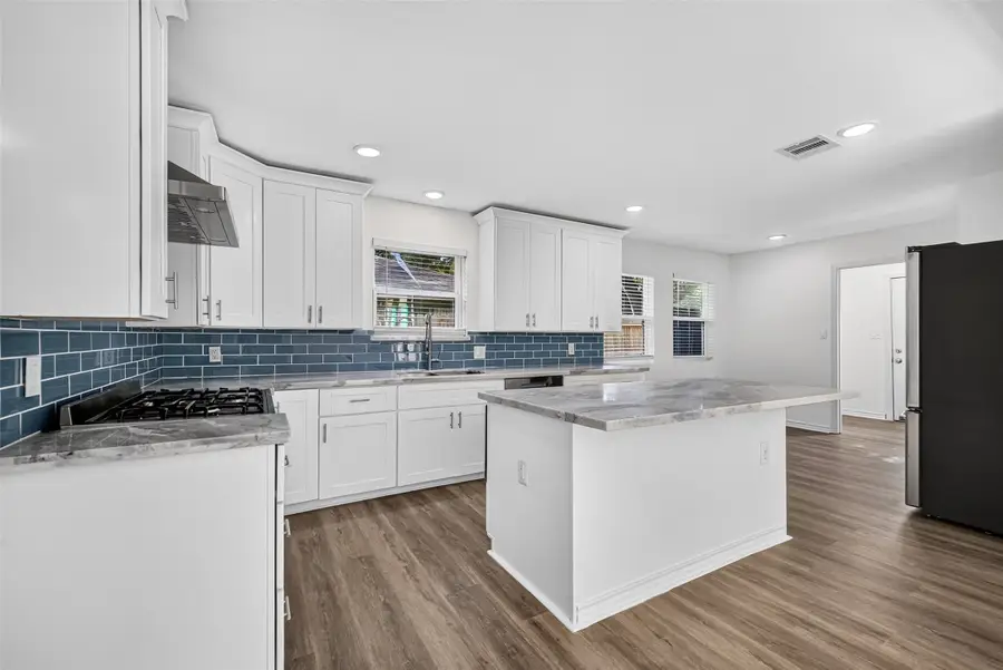 11107 Cedarhurst Drive, Houston, TX 77096 - #2