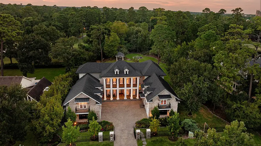 25 Doe Run Drive, The Woodlands, TX 77380 - #2
