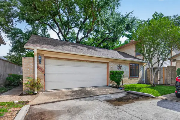 8006 Oakwood Forest Drive, Houston, TX 77040