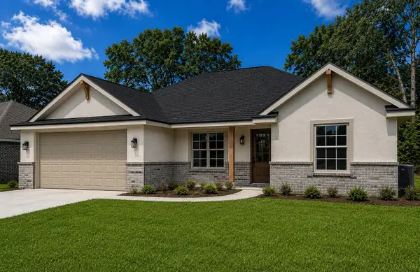 205 W South Street, Madisonville, TX 77864